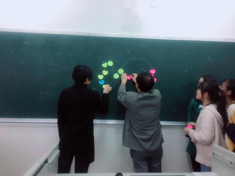 微信图片_20191129103545_编辑.jpg