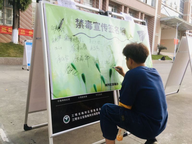 微信图片_20191118111026_编辑.jpg