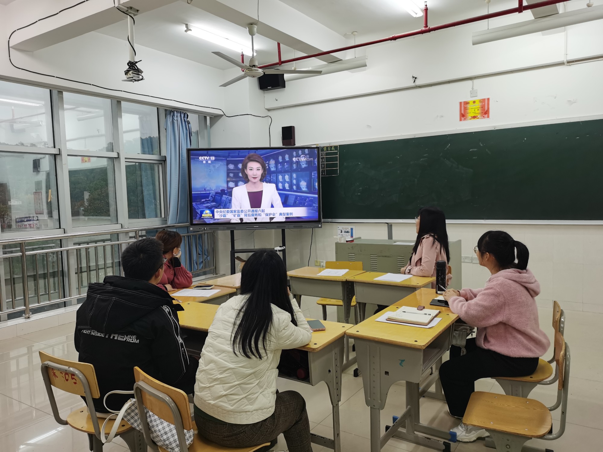 廉政党课3.jpg 廉政党课3.jpg