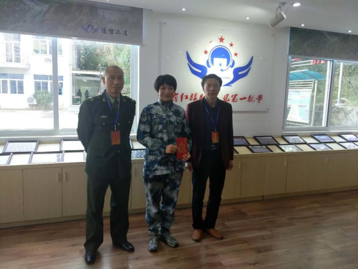 微信图片_20190221085914_编辑.jpg