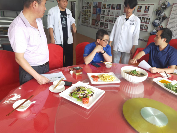 5月11日商贸系（热菜）职业教育周图片2.png