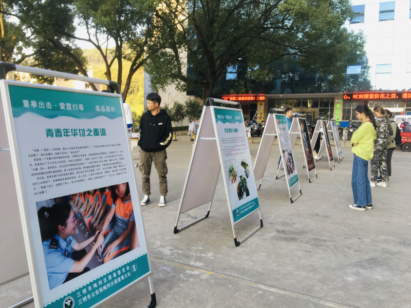 微信图片_20191118111018_编辑.jpg