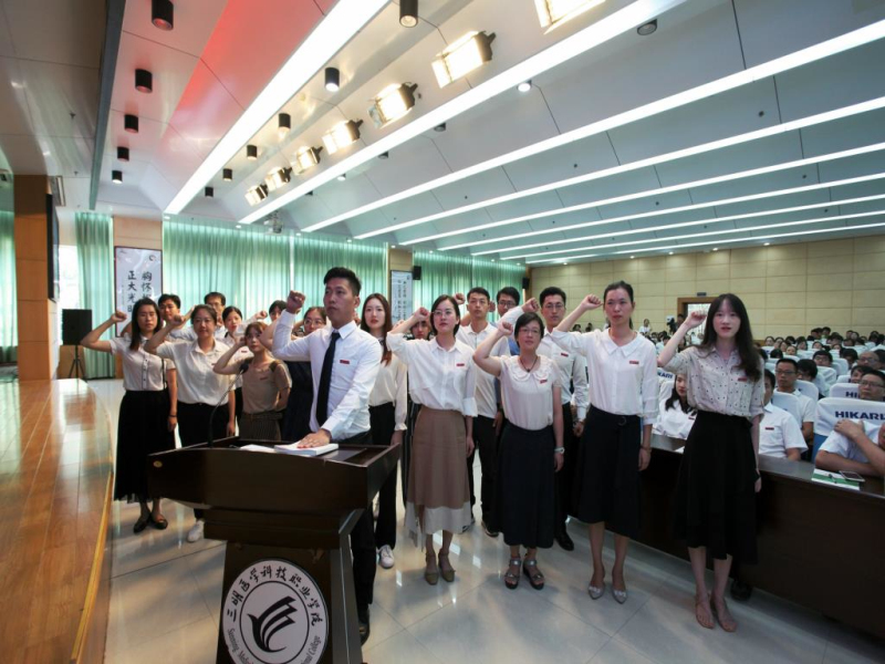 微信图片_20190918152519_编辑.jpg 微信图片_20190918152519_编辑.jpg